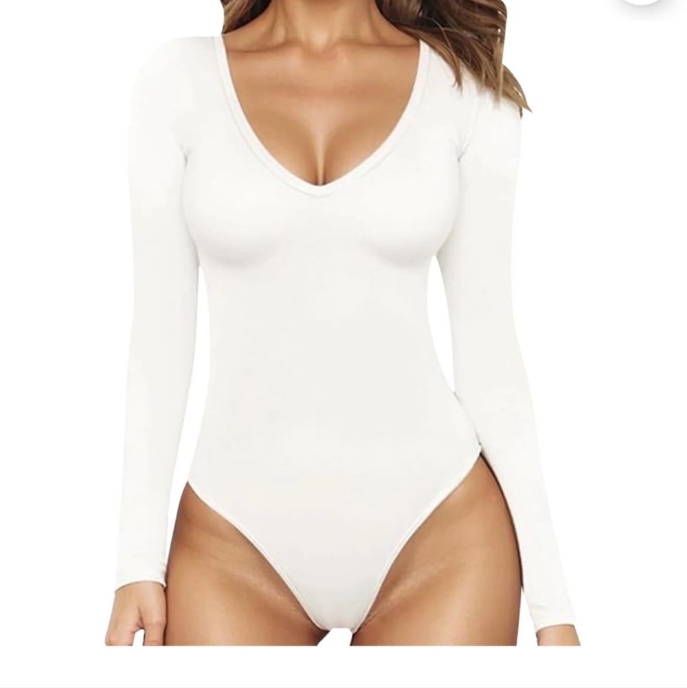 Source Unknown White Women’s Bodysuit - Small